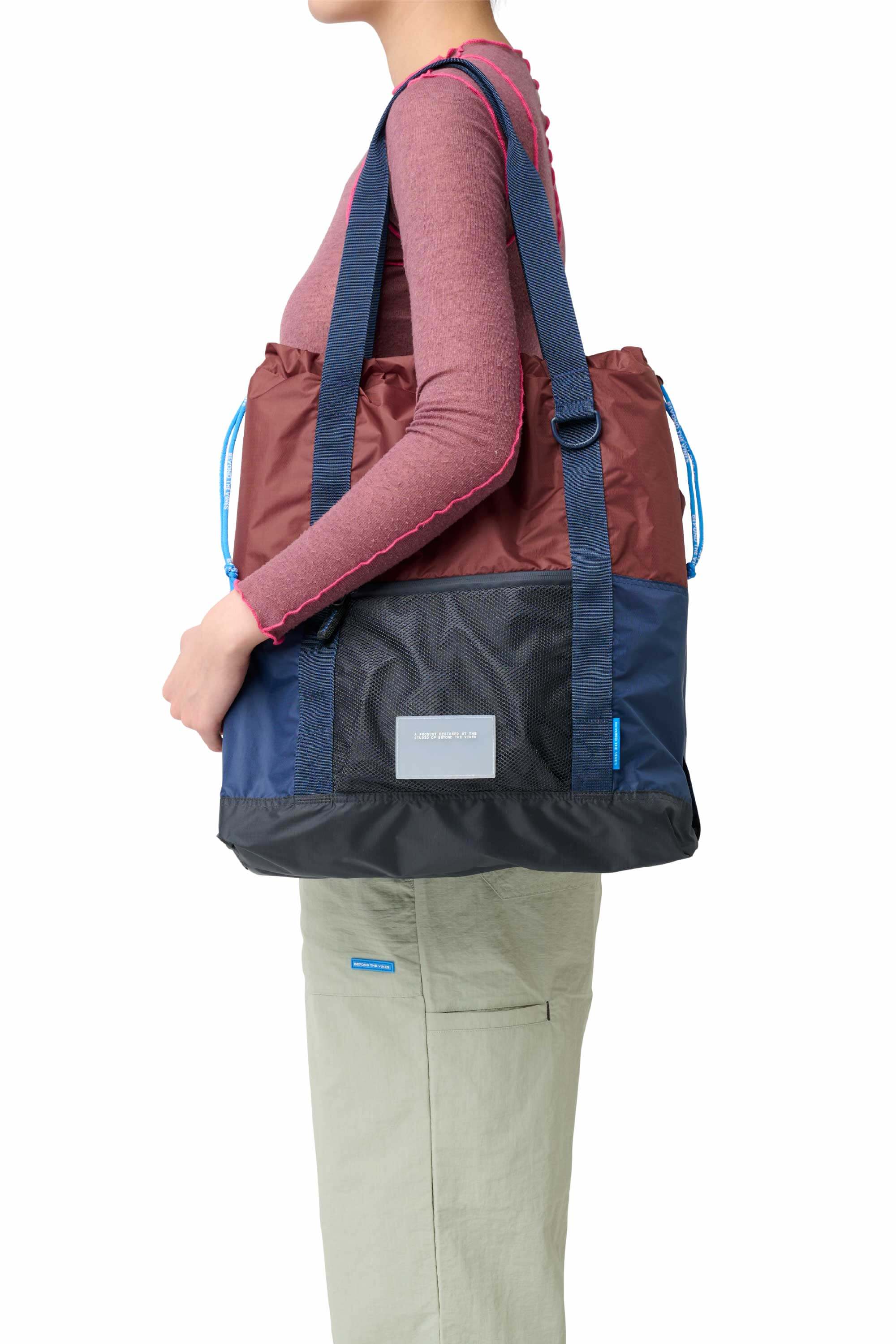バッグ BEYOND THE VINES Colourblock ParaPack PARAPACK01_TEALCOLOBLOCK01.jpg